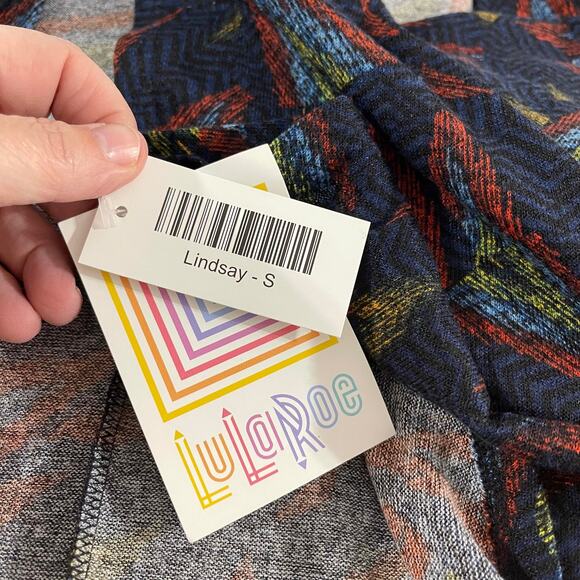 LulaRoe LINDSAY Lindsey size small kimono jacket open front knit sweater graphic - Picture 9 of 13